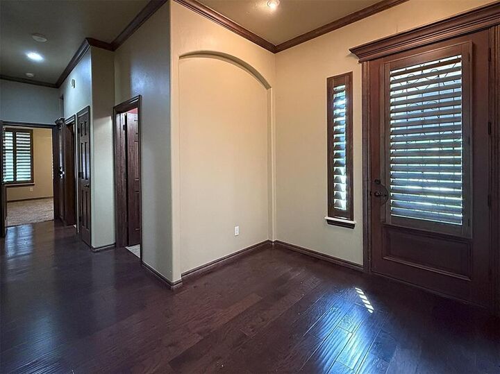 Property Photo:  13328 NW Apple Valley Drive  OK 73120 