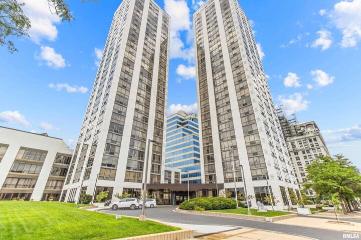 123 SW Jefferson Street E10c  Peoria IL 61602 photo