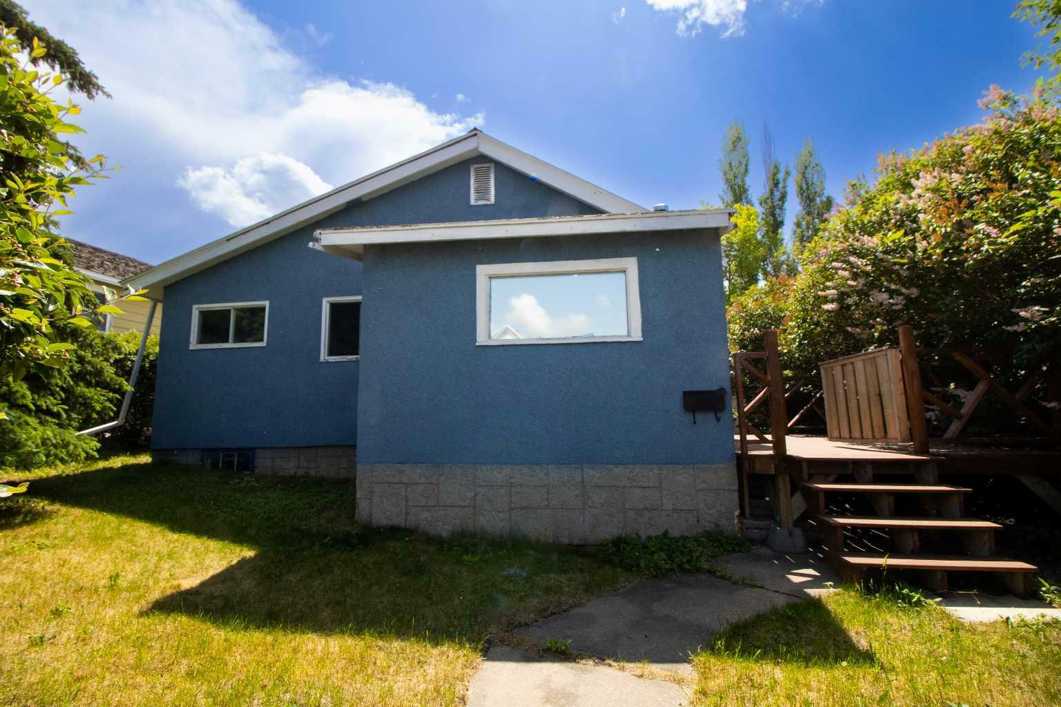 2027 19 Avenue  Bowden AB T0M 0K0 photo
