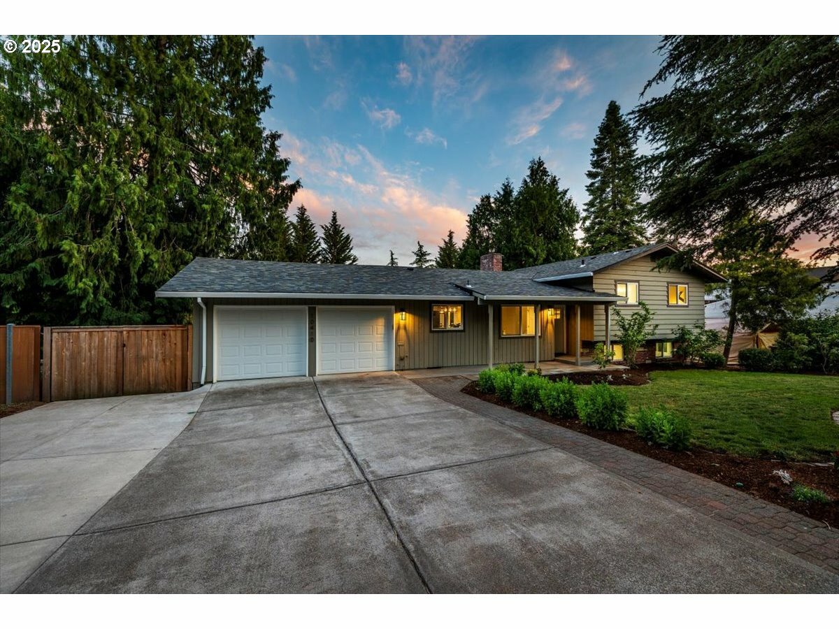Property Photo: 10410 SW Washington St OR 97225