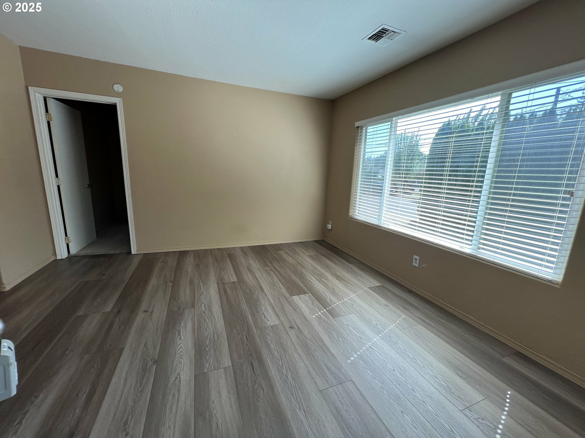 Property Photo: 630 SE Polk St WA 98607