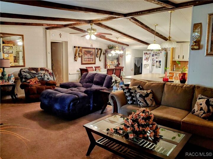 Property Photo: 2550 N Reynolds Avenue FL 34428