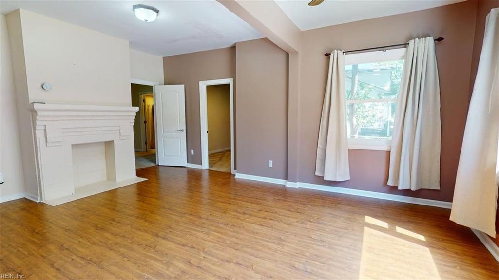 Property Photo: 126 Maupin Ave VA 23702
