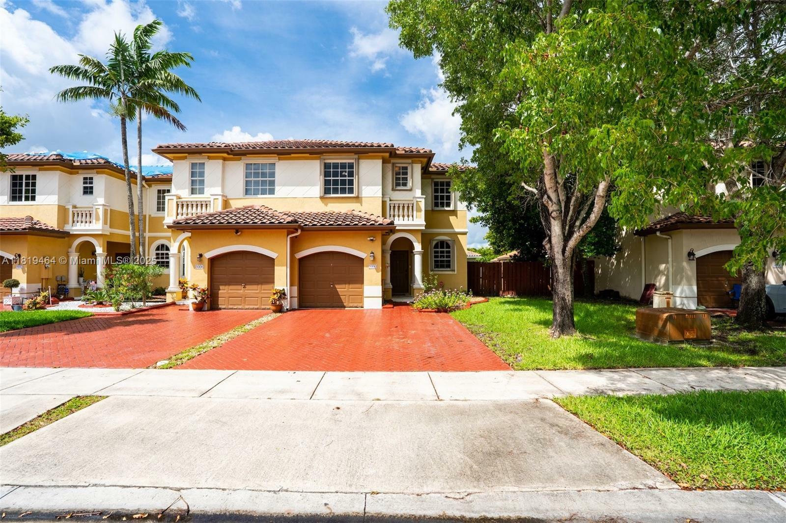 Property Photo: 5000 SW 136th Ave FL 33027