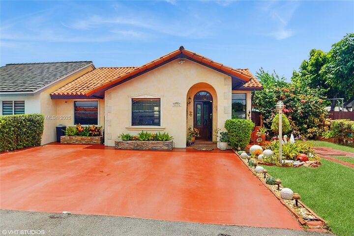 Property Photo:  5030 SW 145th Ave  FL 33175 