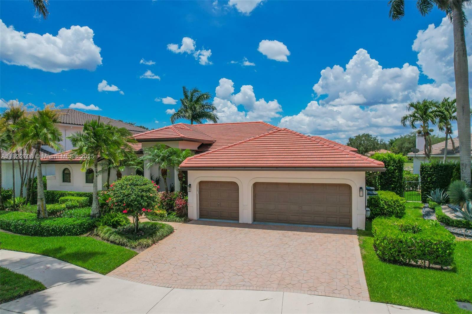 2489 Eagle Watch Ln  Weston FL 33327 photo