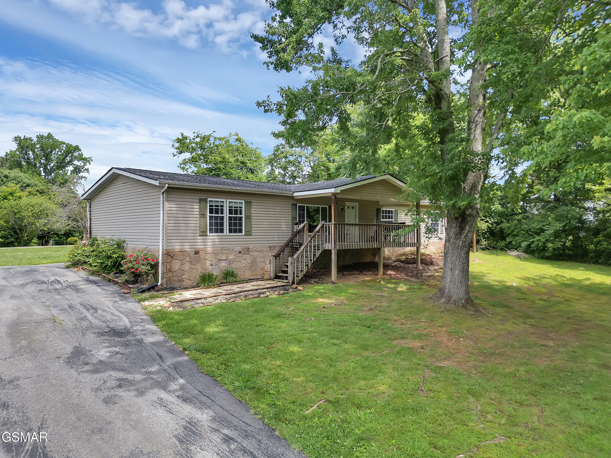 Property Photo: 350 Clifton Heights Road TN 37821
