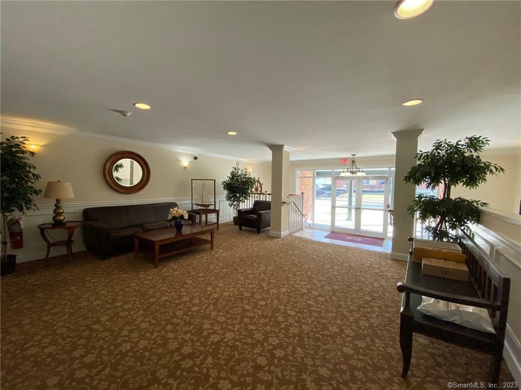 Property Photo:  180 Melba Street 105  CT 06460 