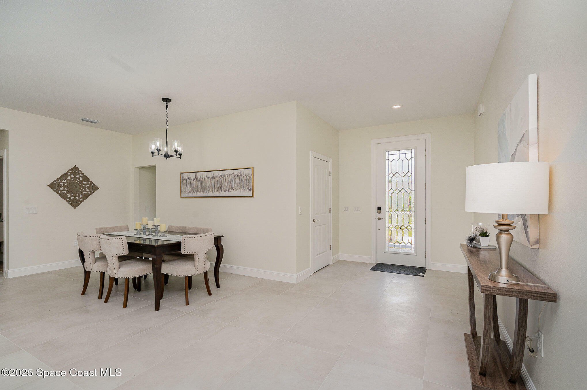 Property Photo: 942 Toluca Street SE FL 32909