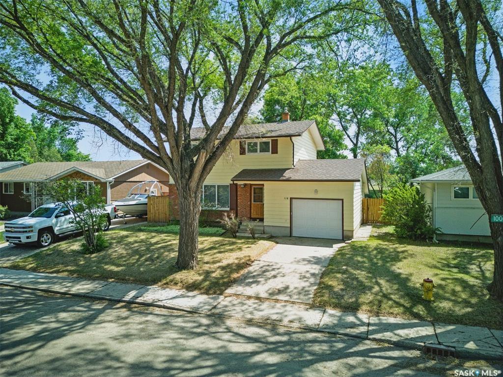 118 East Drive  Saskatoon SK S7J 2X5 photo