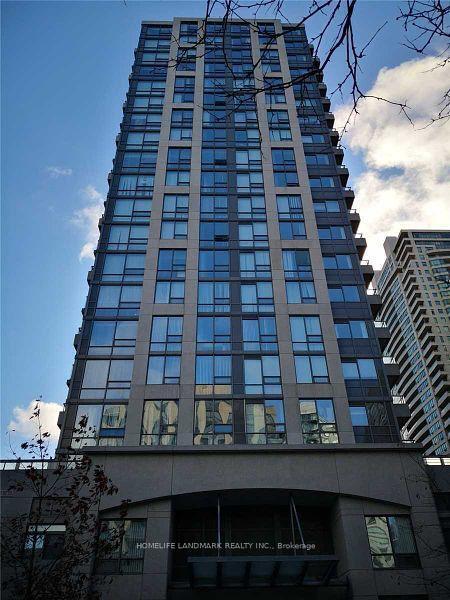 Property Photo: 35 Hollywood Avenue 1515 ON M2N 0A9