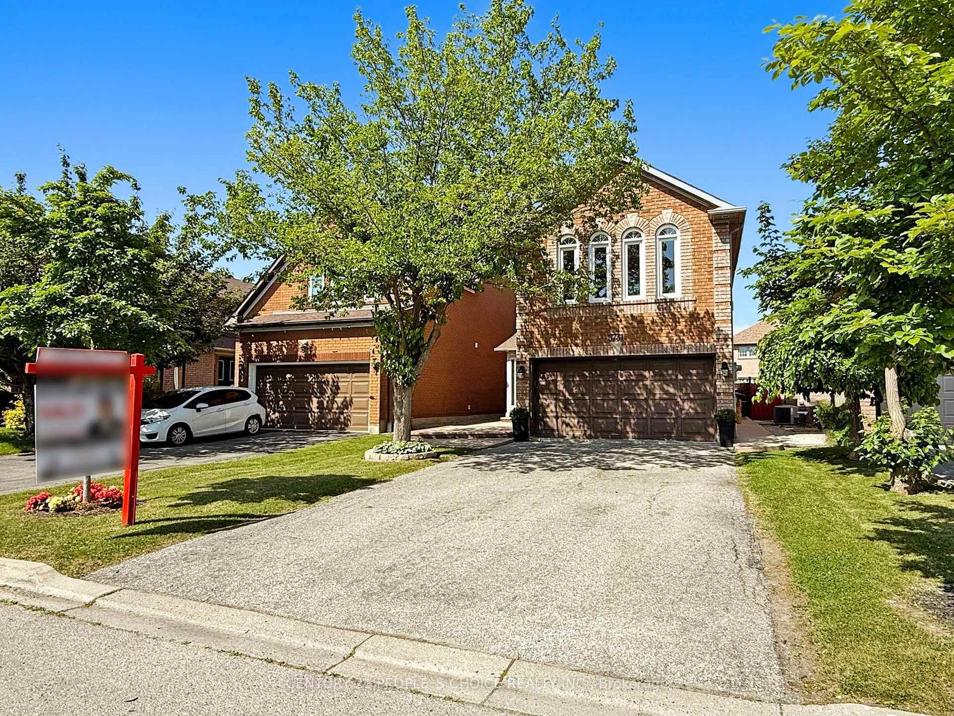 5731 Mersey Street  Mississauga ON L5V 1V7 photo