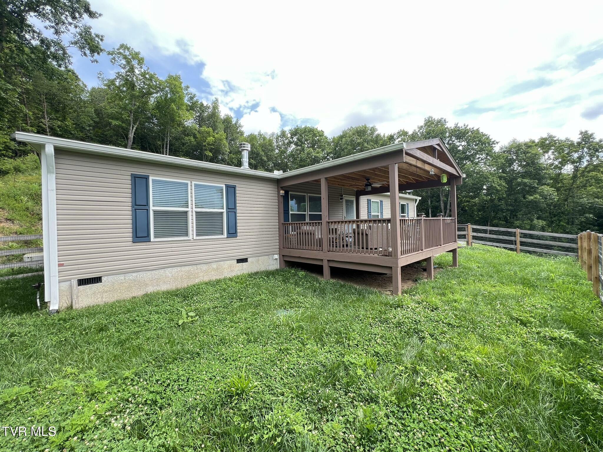 Property Photo: 3030 Poplar Springs Road Road TN 37743