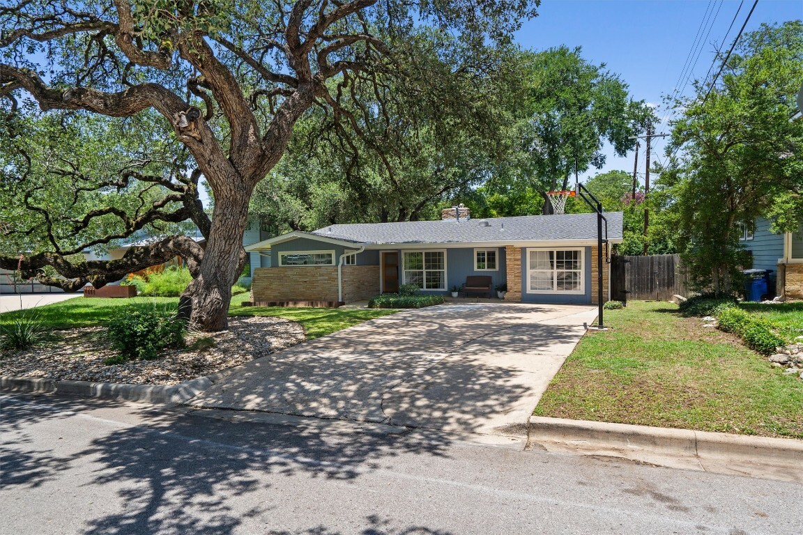 Property Photo: 4604 Rue Street TX 78731