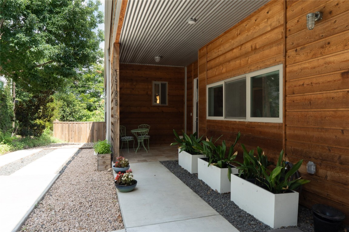 Property Photo:  1518 Parker Lane B  TX 78741 