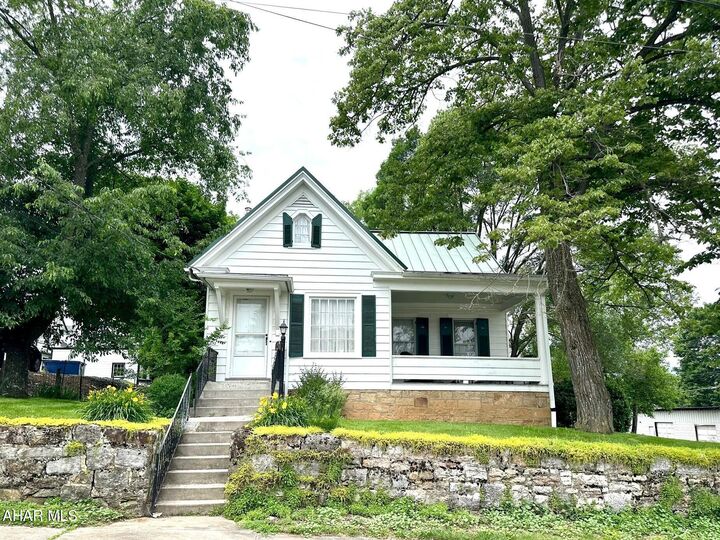 Property Photo:  132 S Thomas Street  PA 15522 