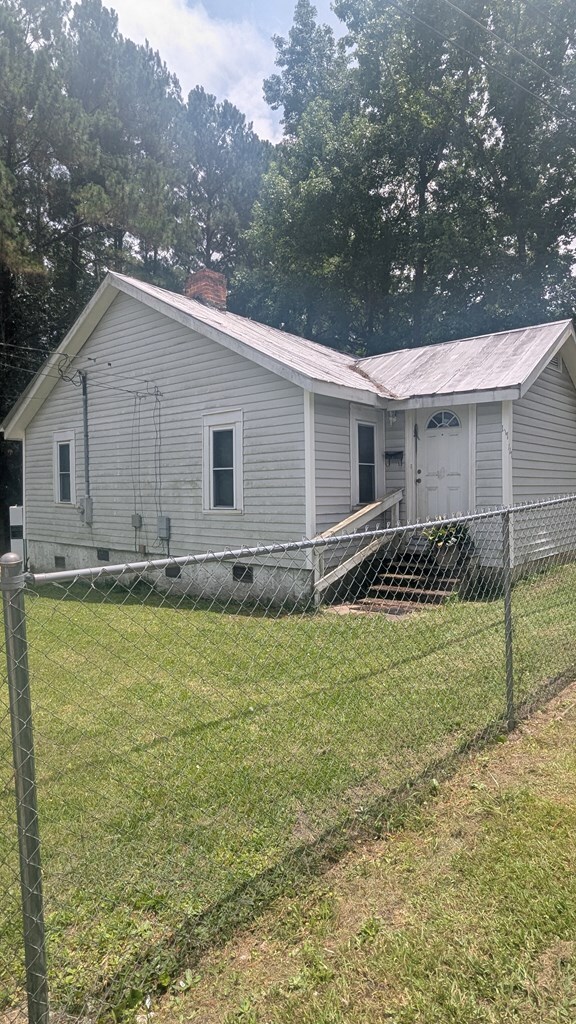 Property Photo: 117 6th Street GA 39828