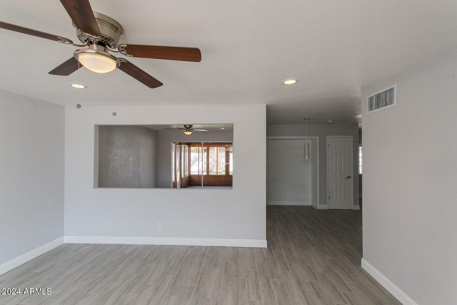 Property Photo: 3126 W Stella Lane AZ 85017