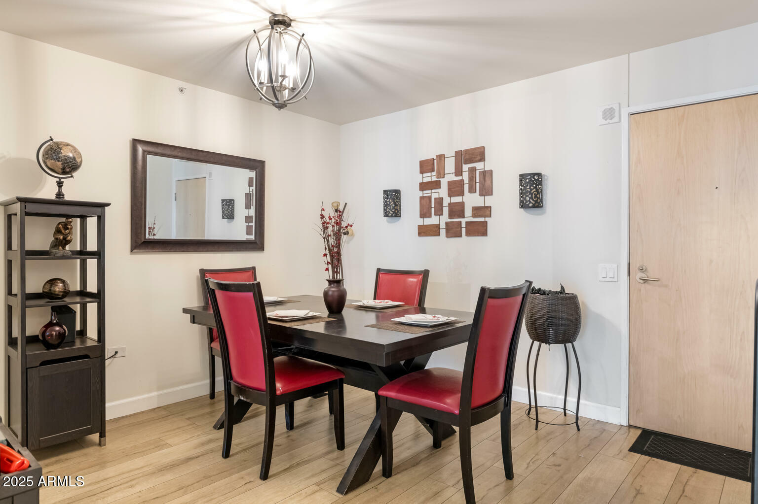 Property Photo: 4808 N 24th Street 303 AZ 85016