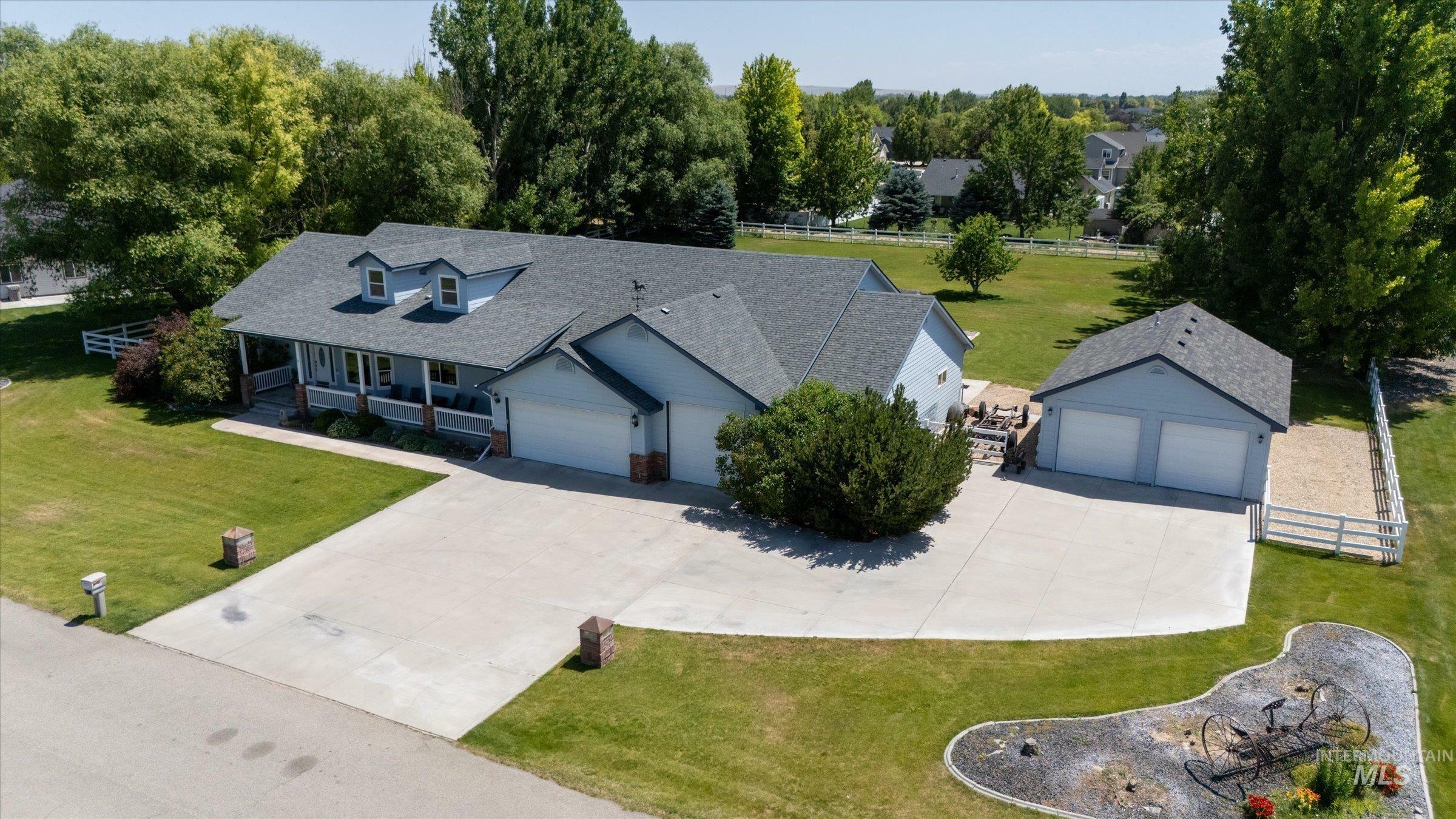 4019 E Man O War Dr  Nampa ID 83686 photo