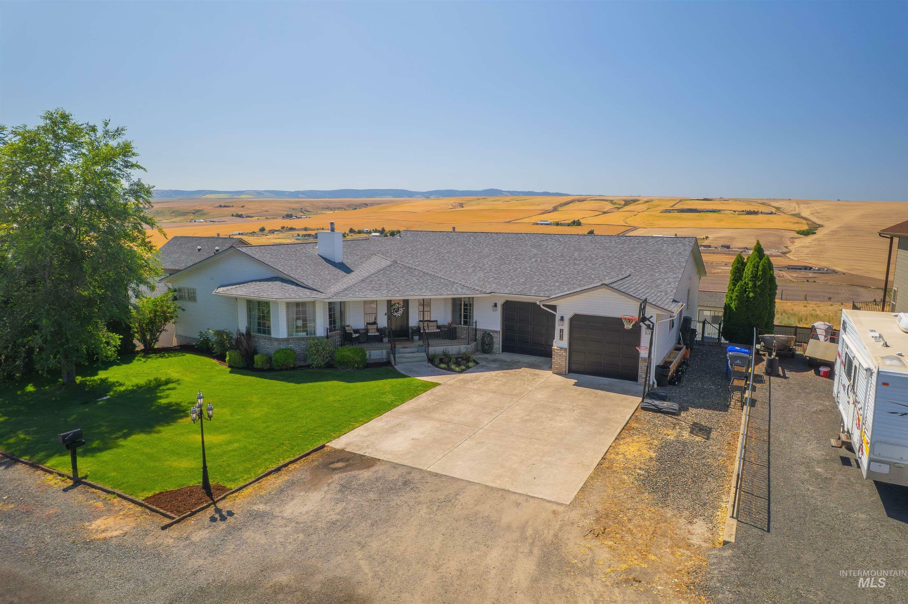 Property Photo: 1414 Richardson Ave. ID 83501