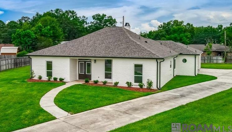 4607 Chapeau Dr  Baker LA 70714 photo