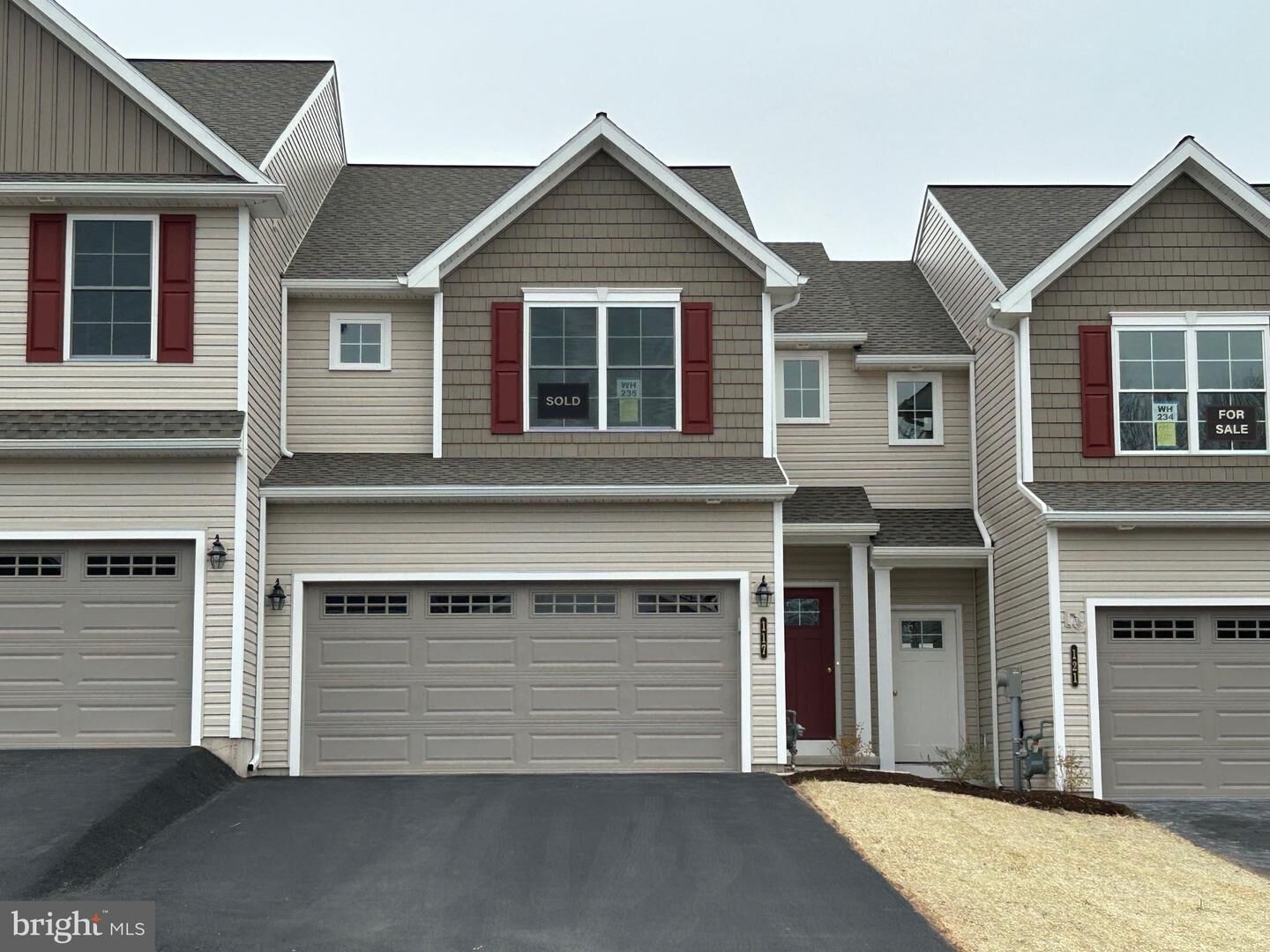 Property Photo: 117 Magnolia Drive PA 17057