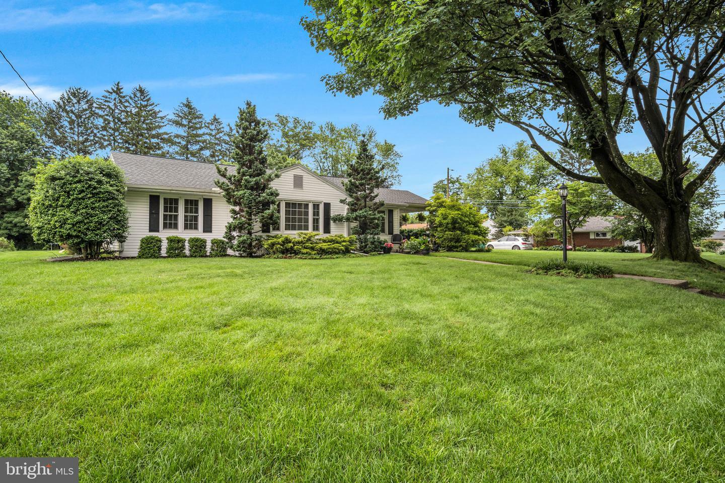 Property Photo:  101 N Saint Johns Drive  PA 17011 