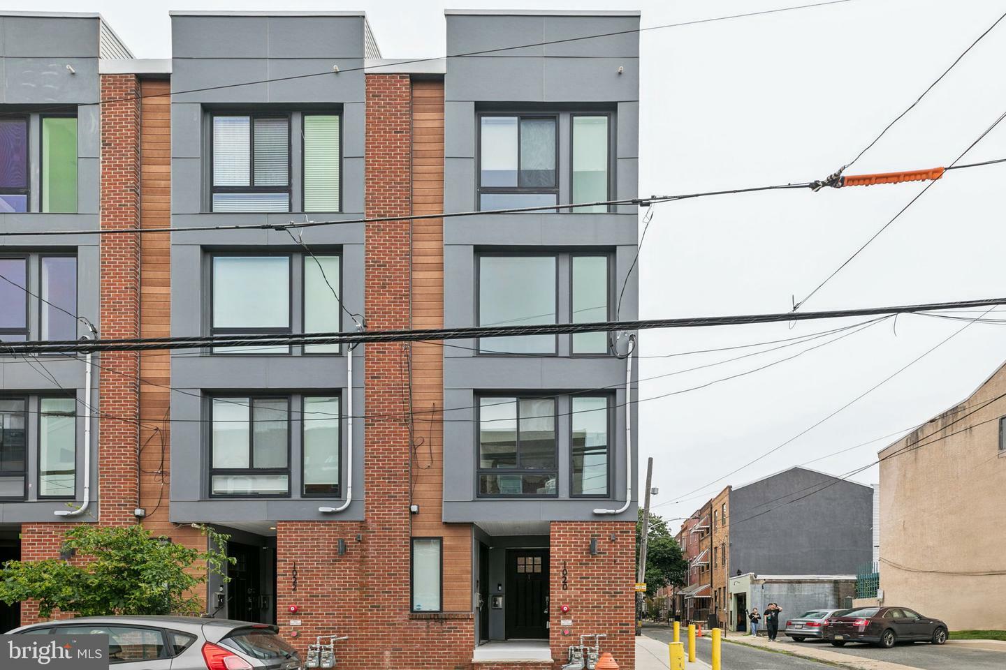 Property Photo: 1020 S 8th Street PA 19147