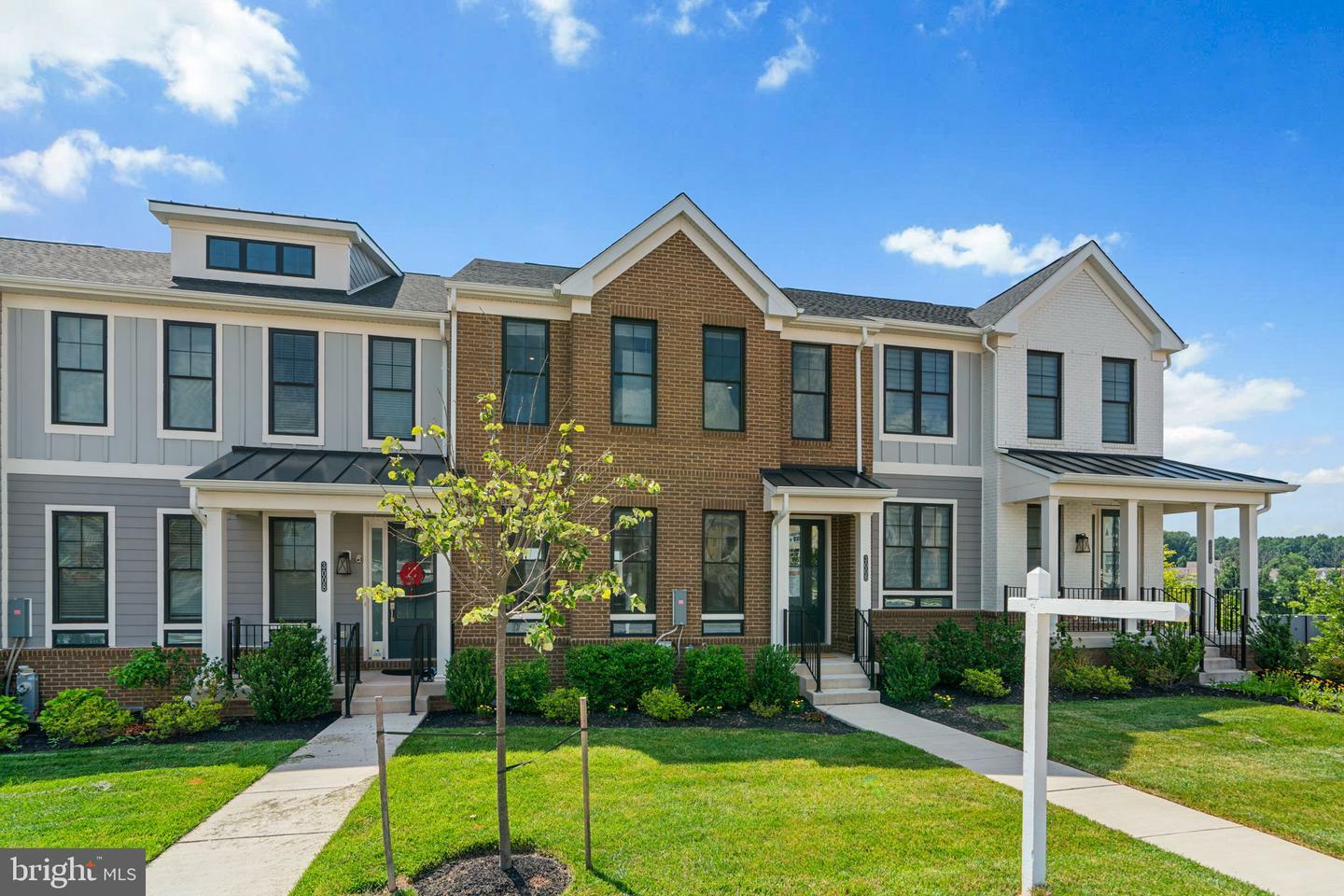 Property Photo: 3006 Mount Villa Parkway MD 21042
