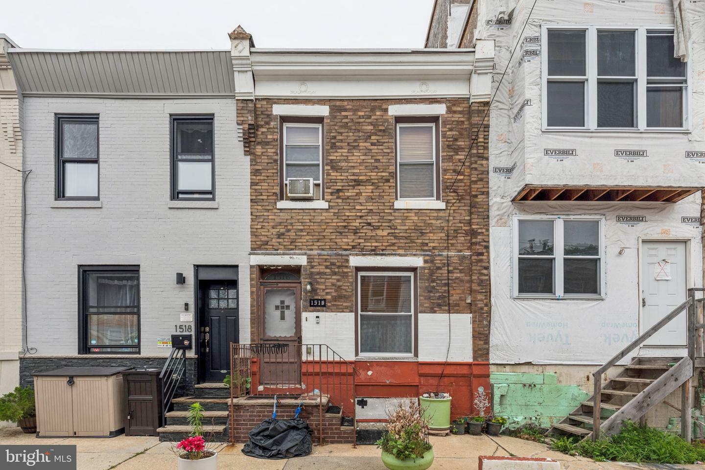 Property Photo: 1516 S Ringgold Street PA 19146