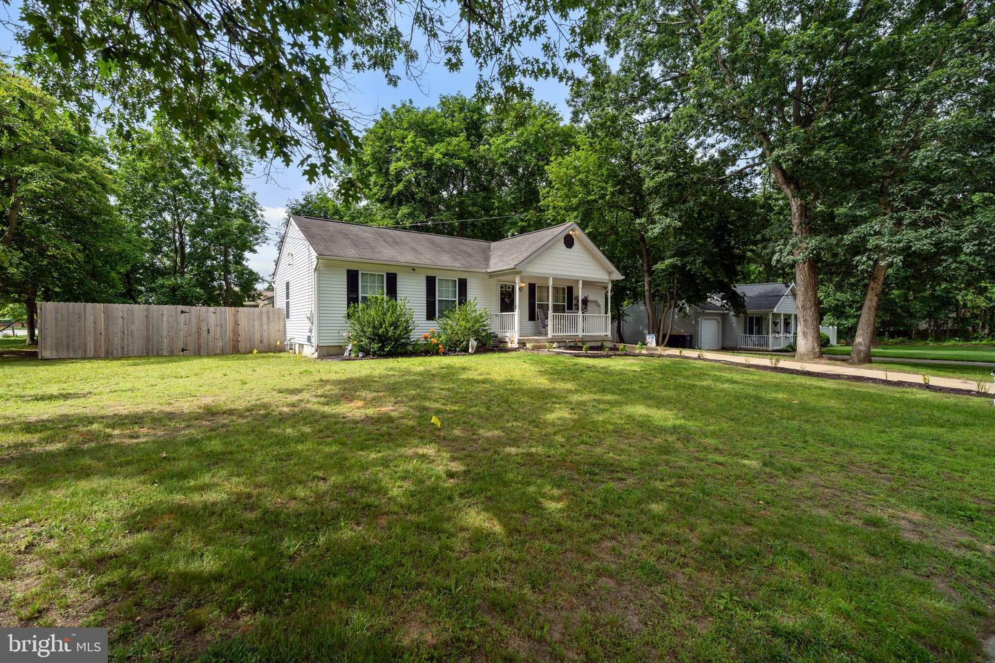 Property Photo:  248 Chestnut Avenue  NJ 08091 
