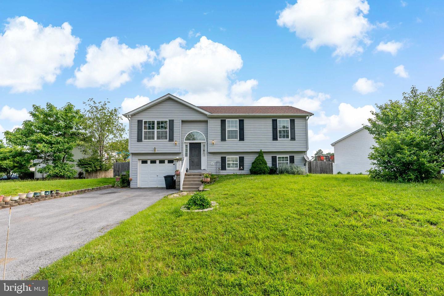 Property Photo: 292 Thoreau Drive WV 25428