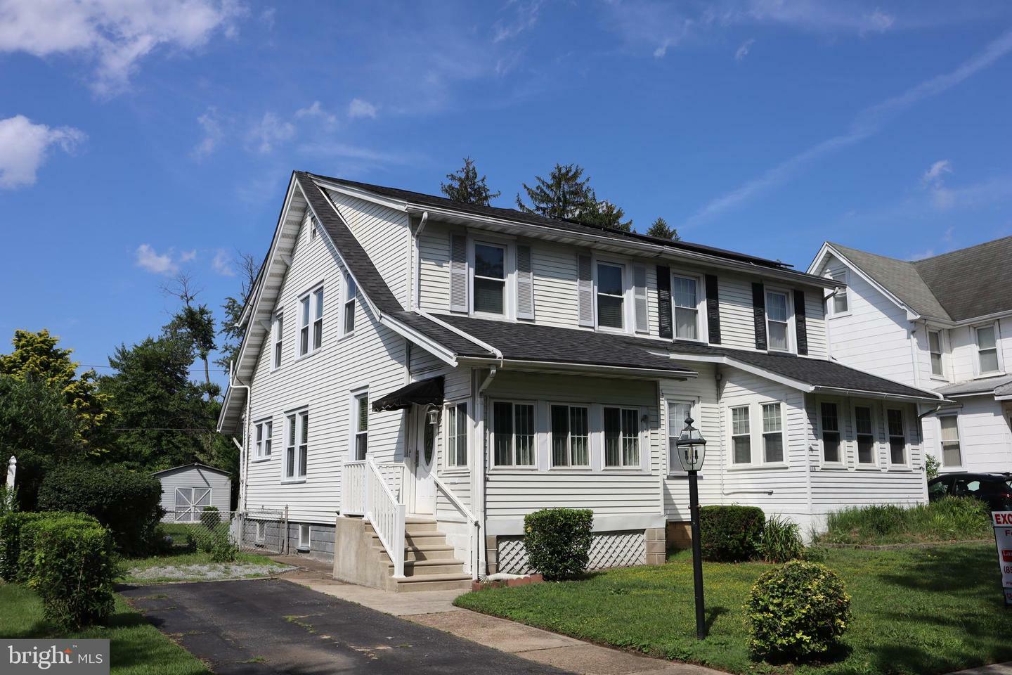 Property Photo:  814 Morgan Avenue  NJ 08065 