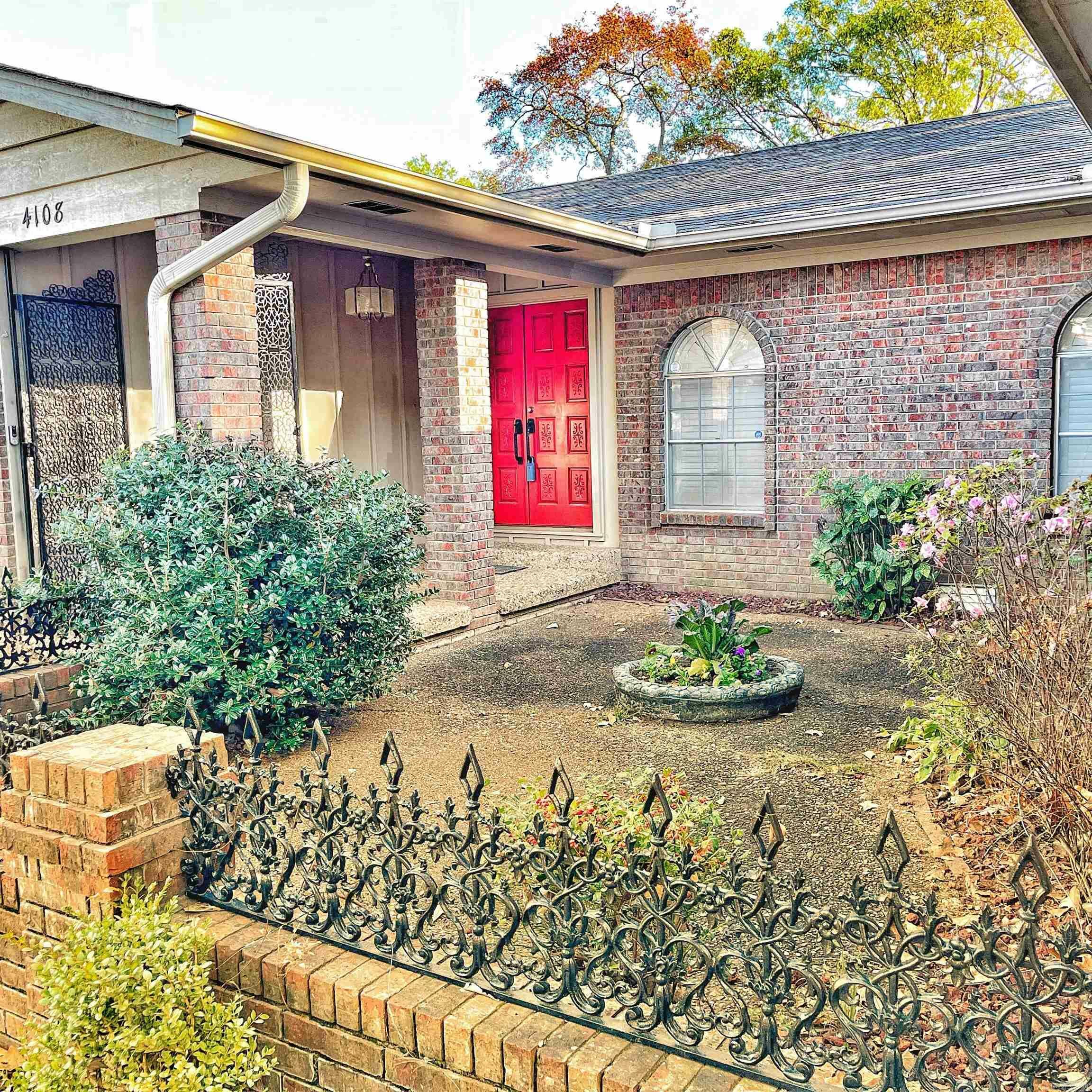 Property Photo: 4108 Royal Oak Drive AR 72116