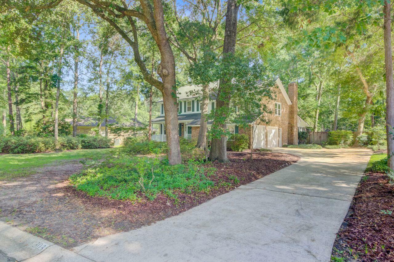 Property Photo: 303 High Grove Road SC 29485