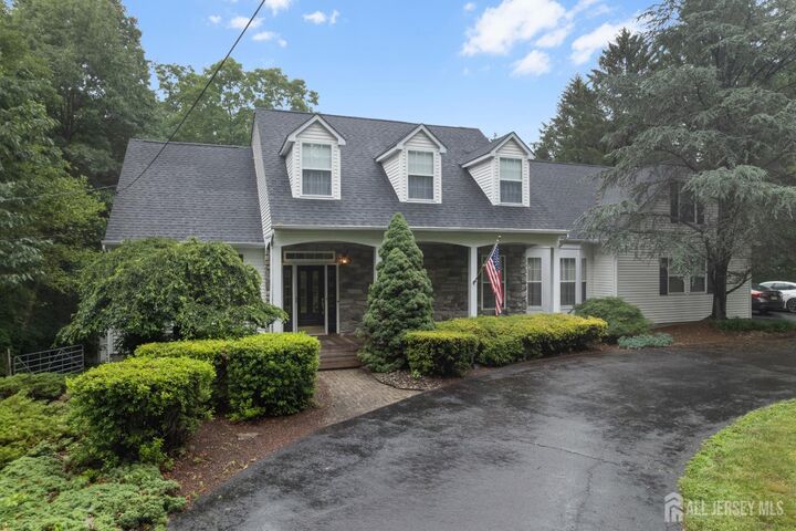 Property Photo:  140 Bunker Hill Road  NJ 08540 