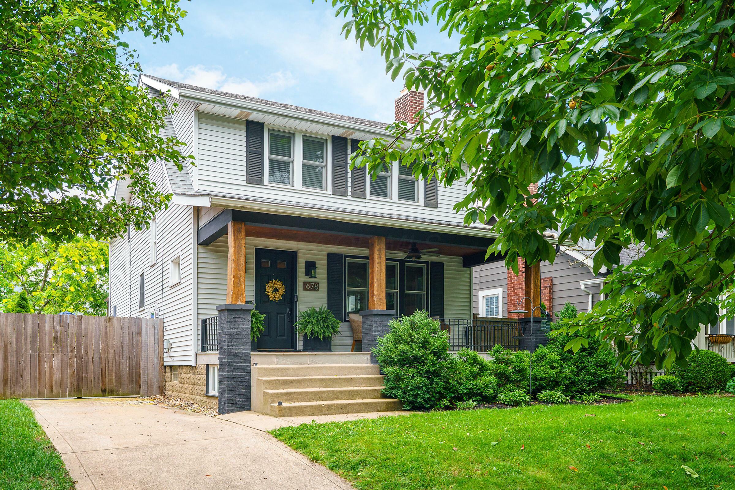 Property Photo: 678 S Cassingham Road OH 43209