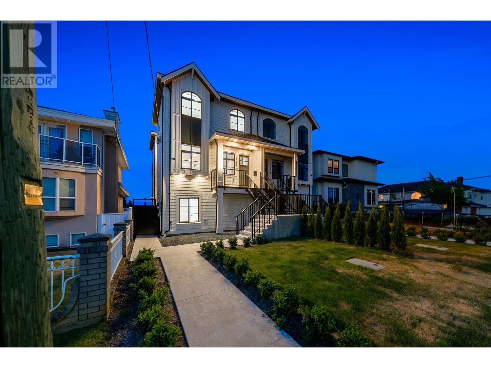 Photo de la propriété: 7586 2nd Street BC V3N 3R6