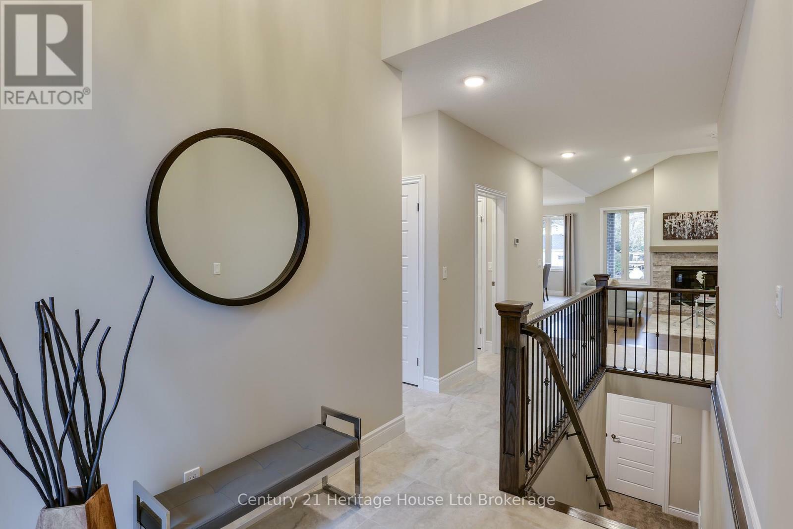 Property Photo:  114 Beech Boulevard  ON N4G 5S1 