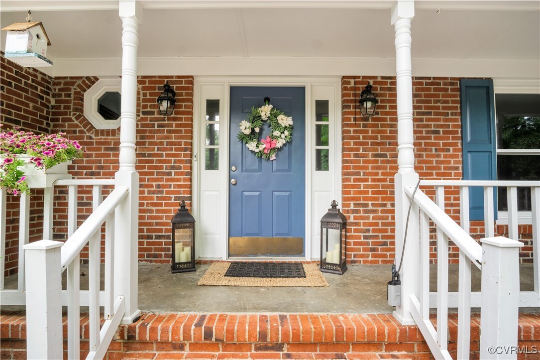 Property Photo: 2801 Starling Drive VA 23185