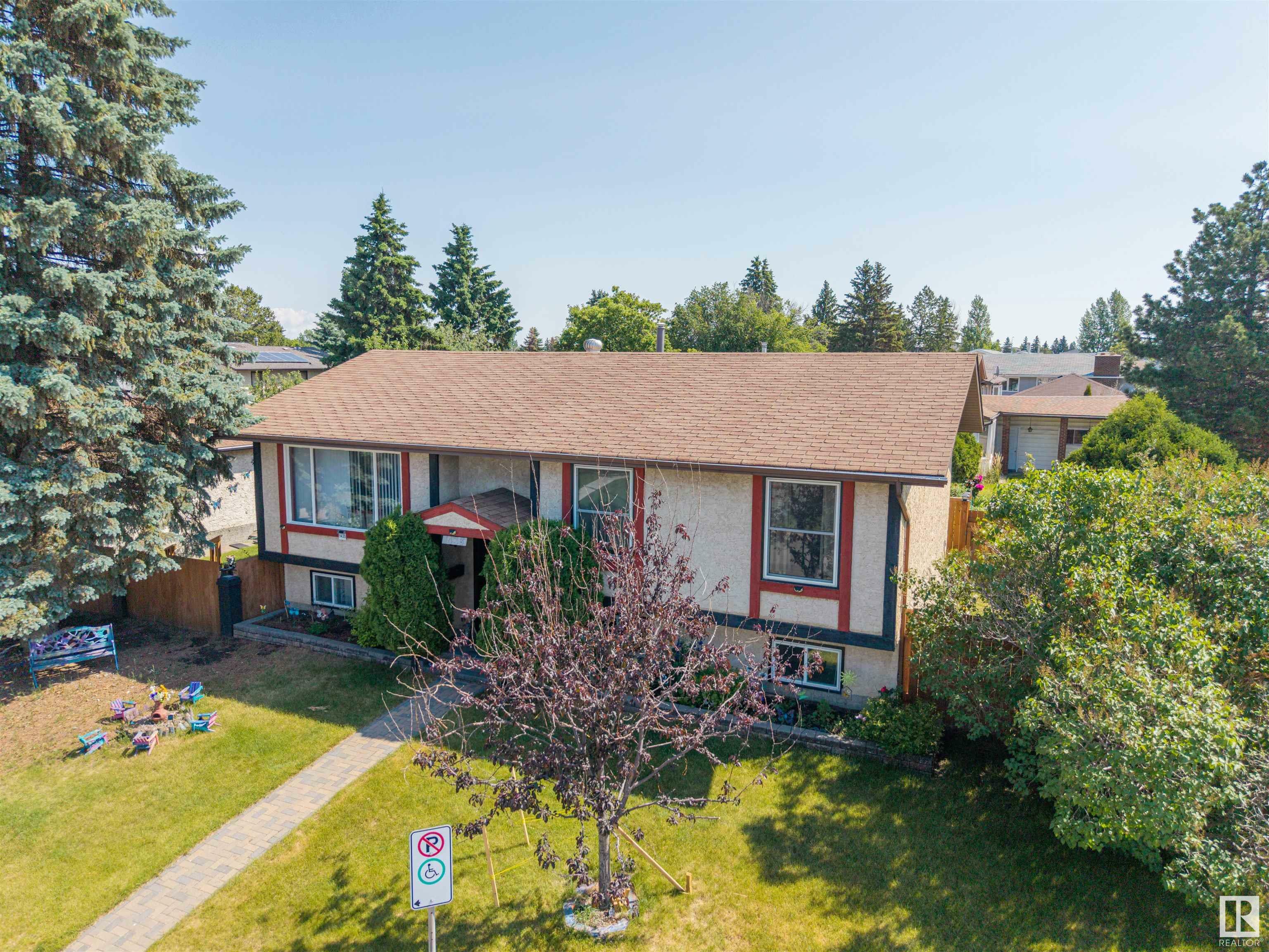 Property Photo: 1435 53 Street NW AB T6L 2Y9