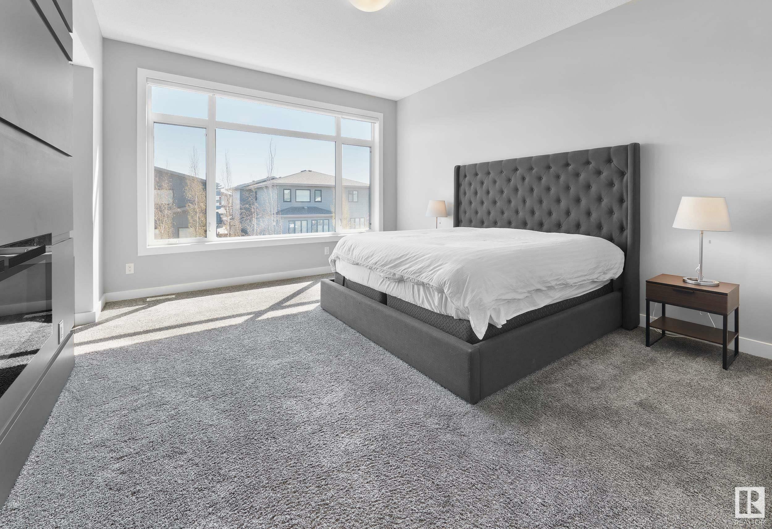 2250 Kelly Crescent SW  Edmonton AB T6W 3R9 photo
