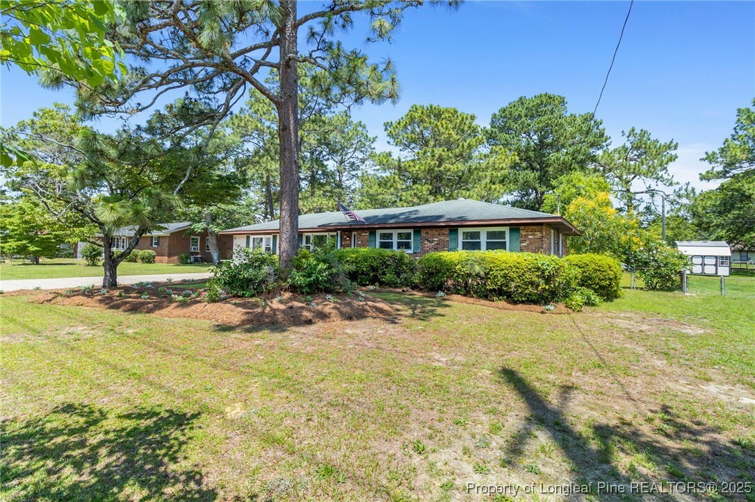 Property Photo:  1000 Kaywood Drive  NC 28311 