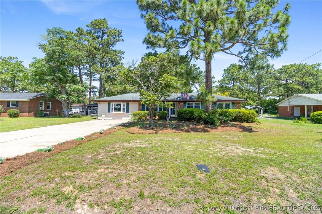 Property Photo:  1000 Kaywood Drive  NC 28311 