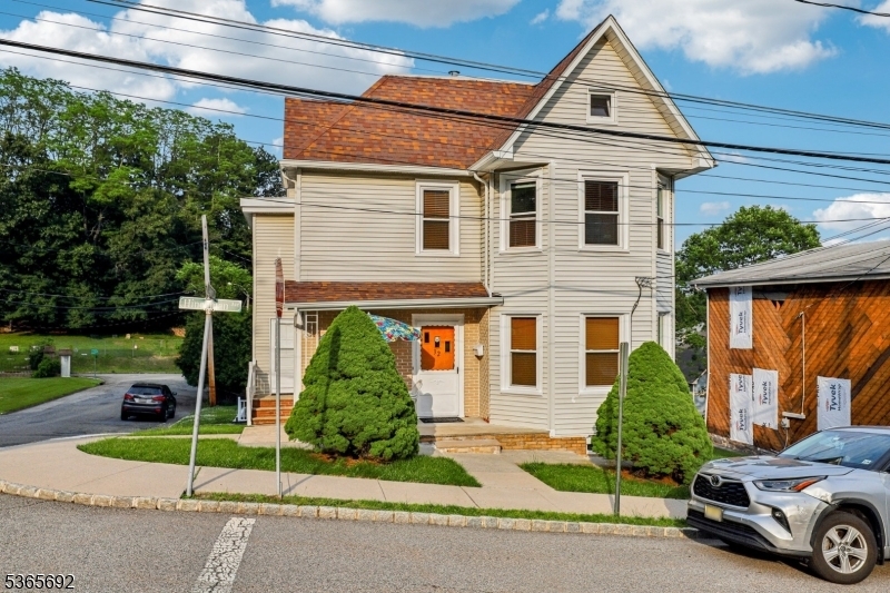 Property Photo: 32 Hinchman Ave NJ 07801