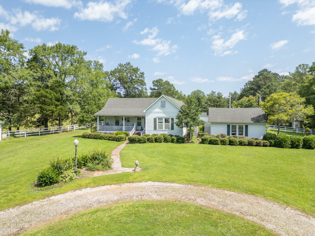 Property Photo: 4011 Ms-182 MS 39744