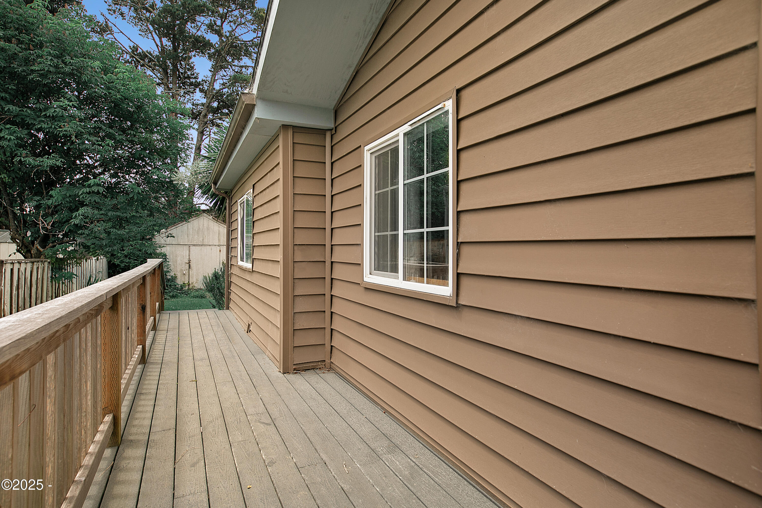 Property Photo: 13760 NW Pali Street OR 97376
