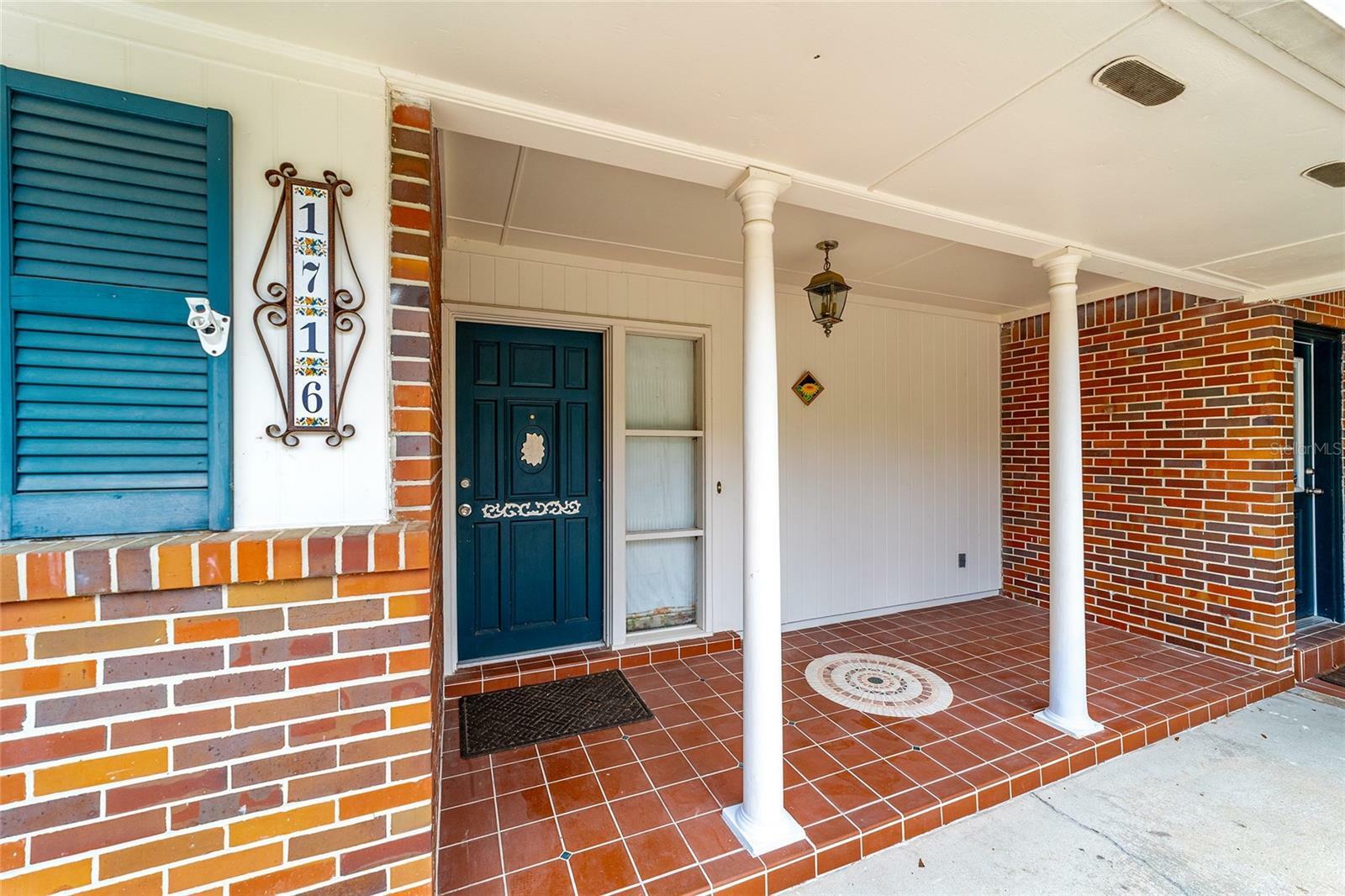 Property Photo: 1716 NW 22nd Street FL 32605