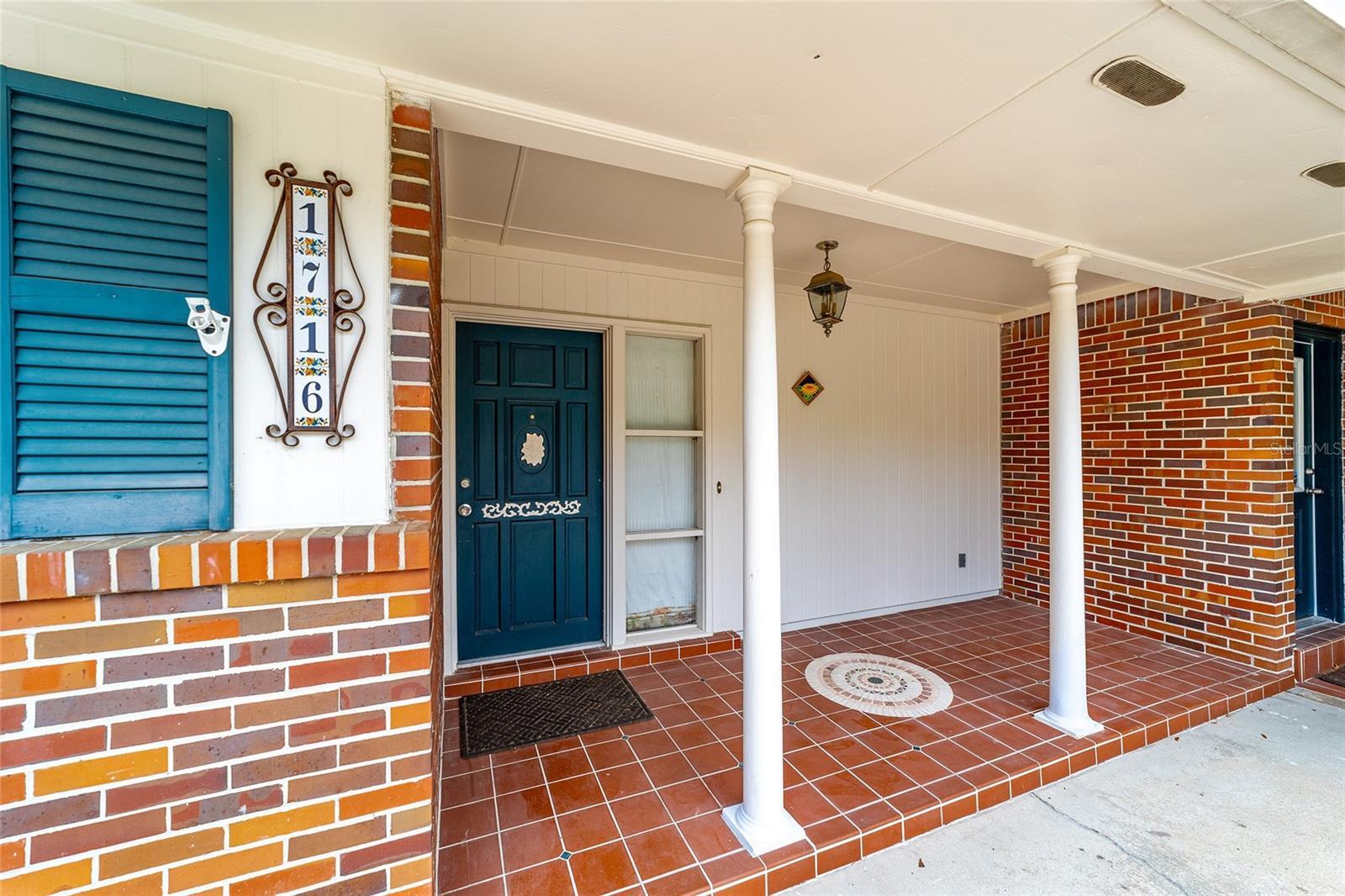 Property Photo: 1716 NW 22nd Street FL 32605